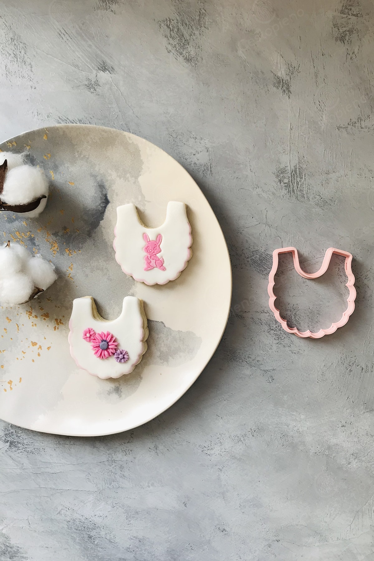 Pink Apron Dough Shaper Set / Cookie Mold