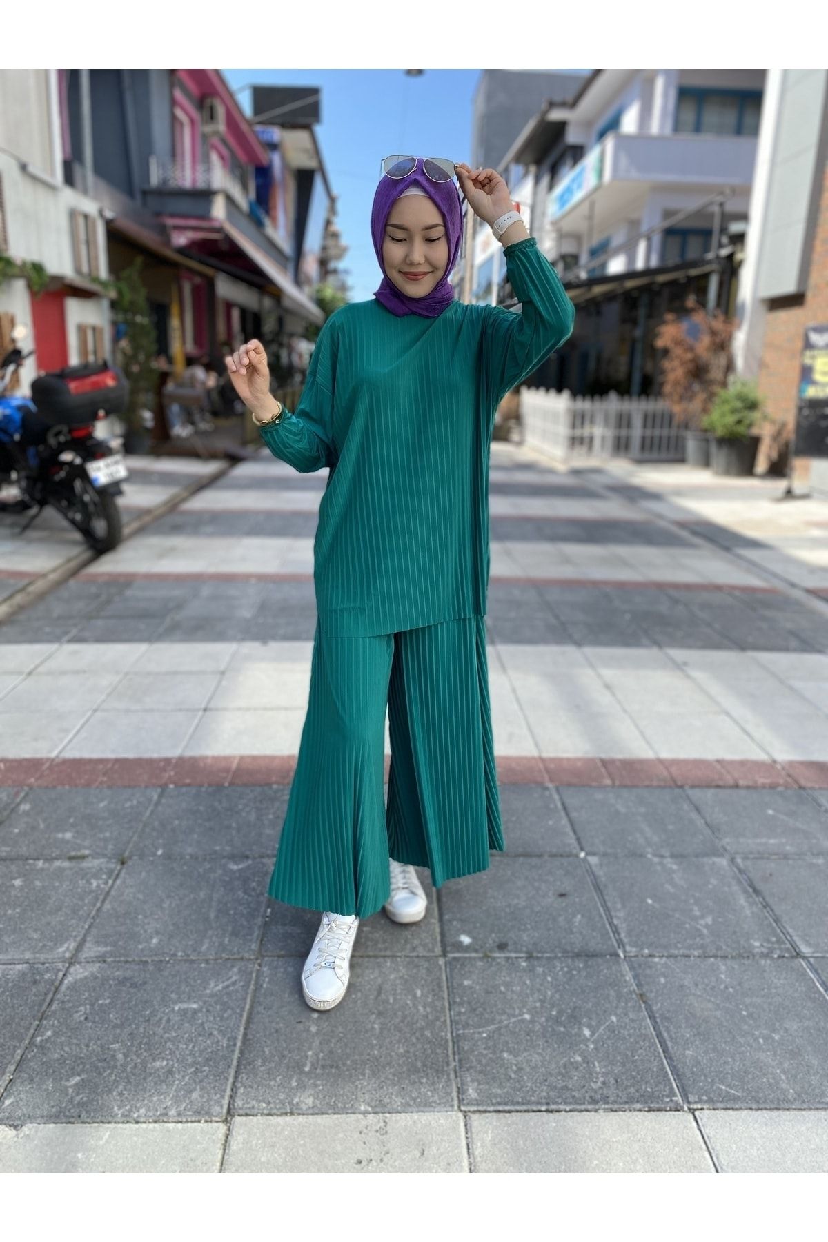 ButikKardelen Komple Piliseli Bol Paça Pantolon Ve Tunik Sandy Takım