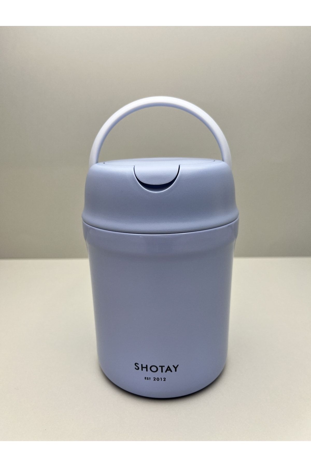 Shotay Comfortable Drinking 600ml Strawless Handled Water Bottle with  Lockable Lid and Measuring Scale - Trendyol