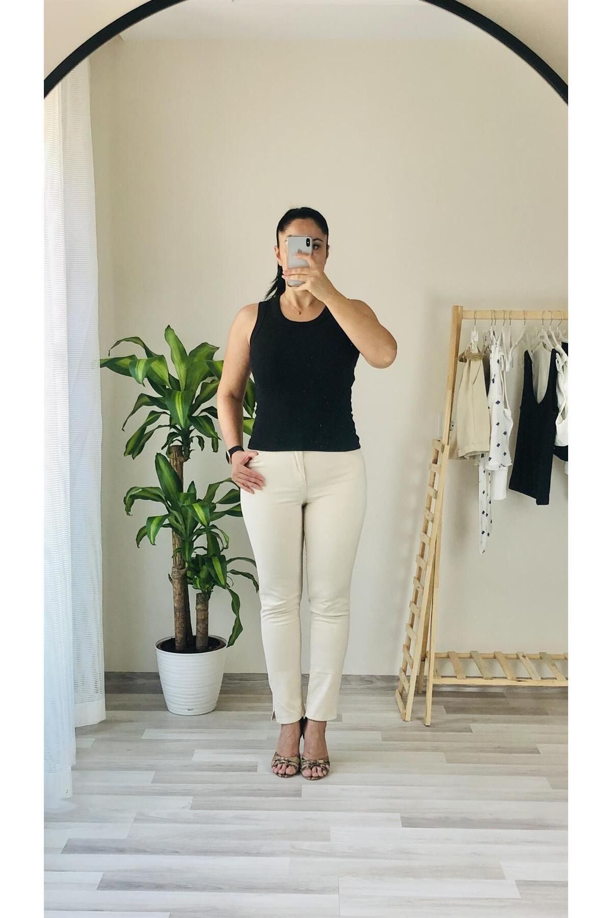 Karol Naturel Yırtmaçlı Jean Fiyatı, Yorumları - Trendyol