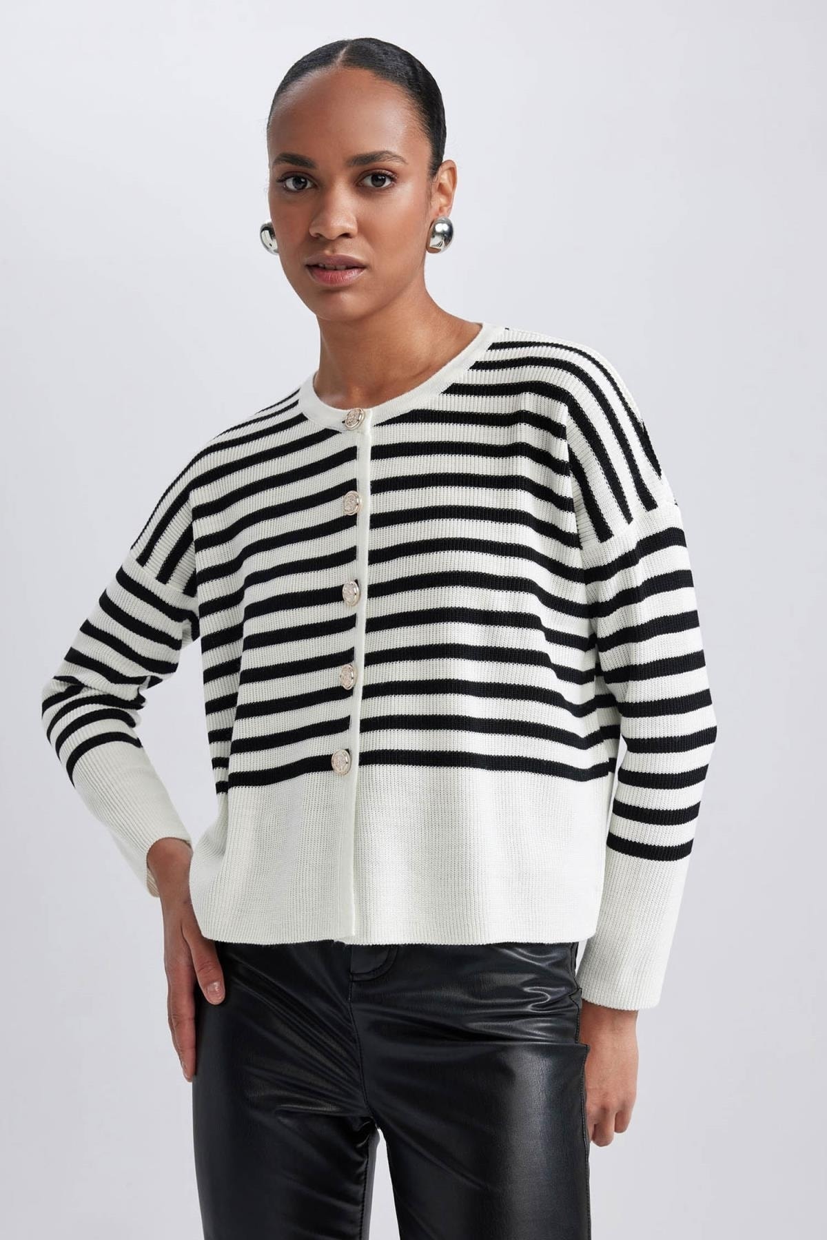 ژاکت زنانه دفاکتو | A4880AX23WN Defacto - Image 4