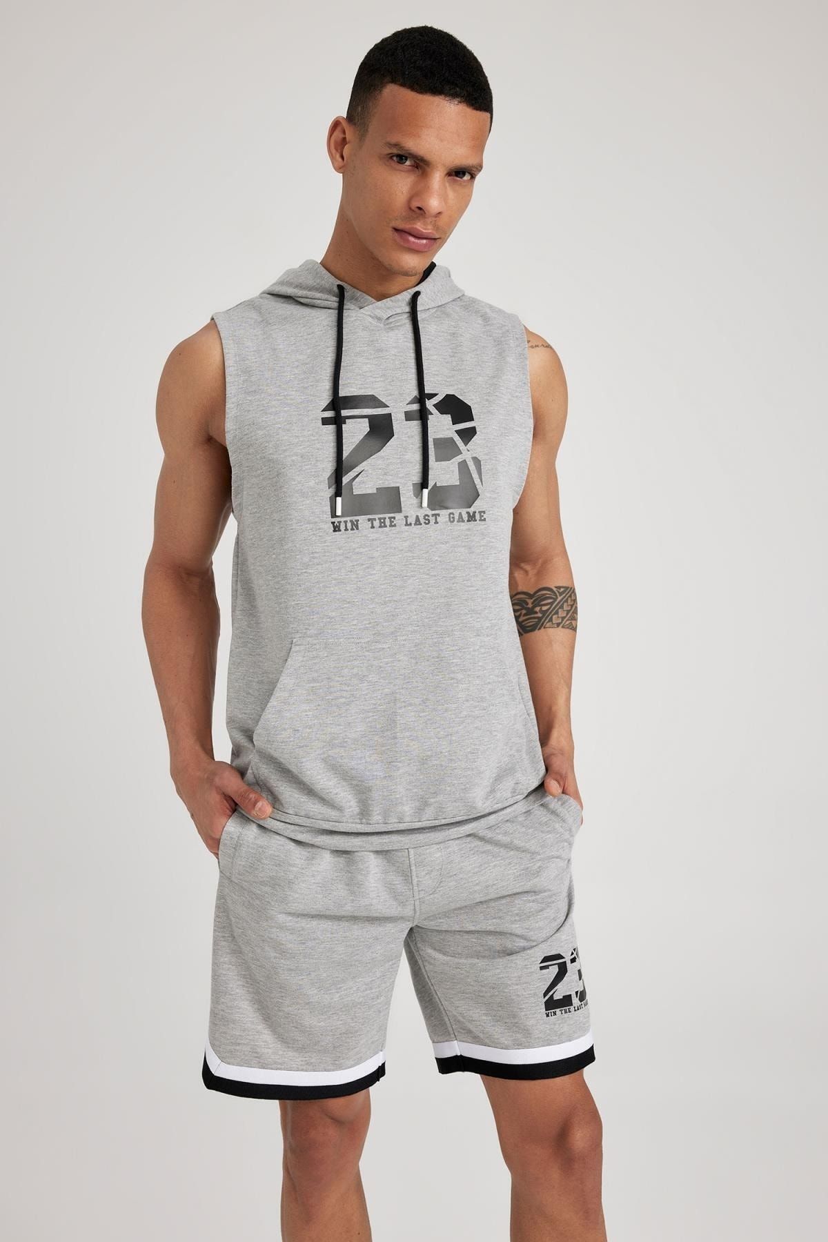 complete the look image