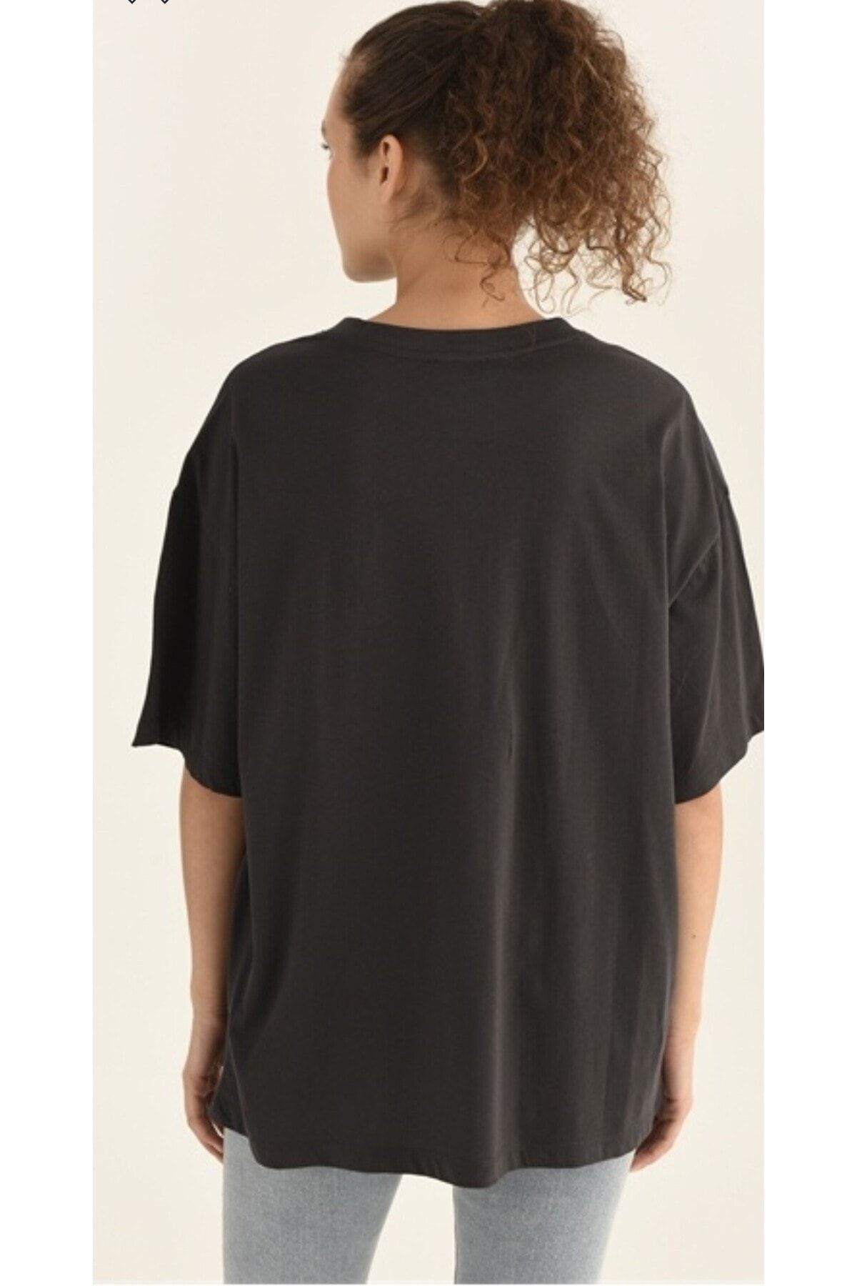 Mavi تی شرت خاکستری تیره چاپ شده با آرم بزرگ / بخش گسترده 1600843-82185