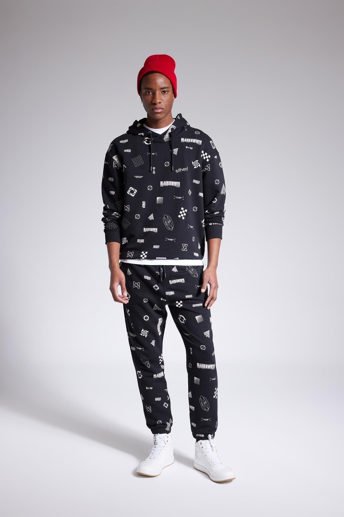complete the look image
