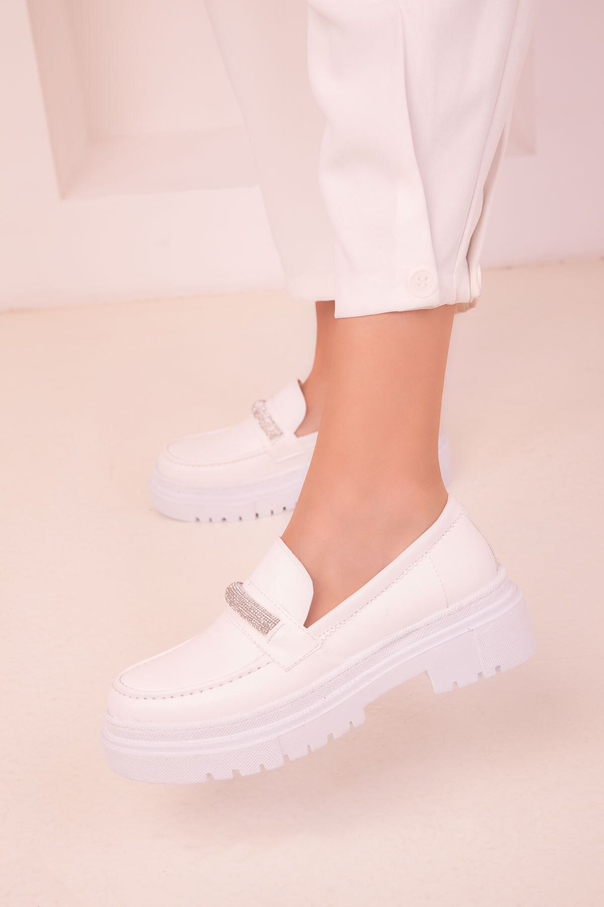 SOHO-White Women's Casual Shoes 17481 4