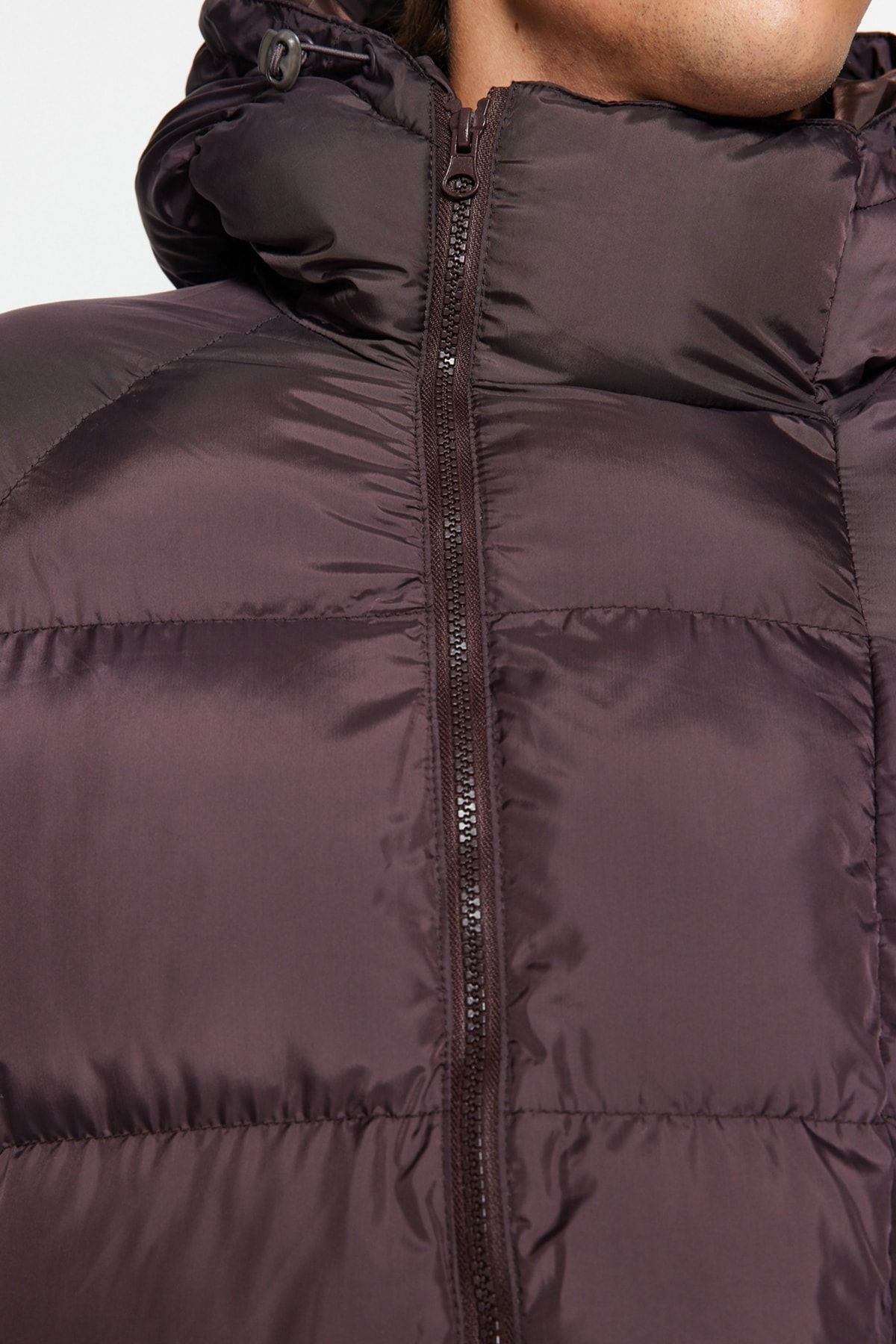 Trendyol Collection-Übergroße braune Pufferjacke – wasser- und windbeständig TMNAW23MO00086 3