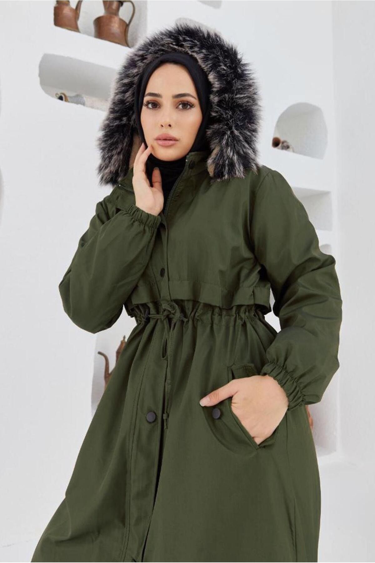 TRENDTESETTÜR KADIN HAKİ BELİ BÜZGÜLÜ KAPÜŞONLU MANTO 5013