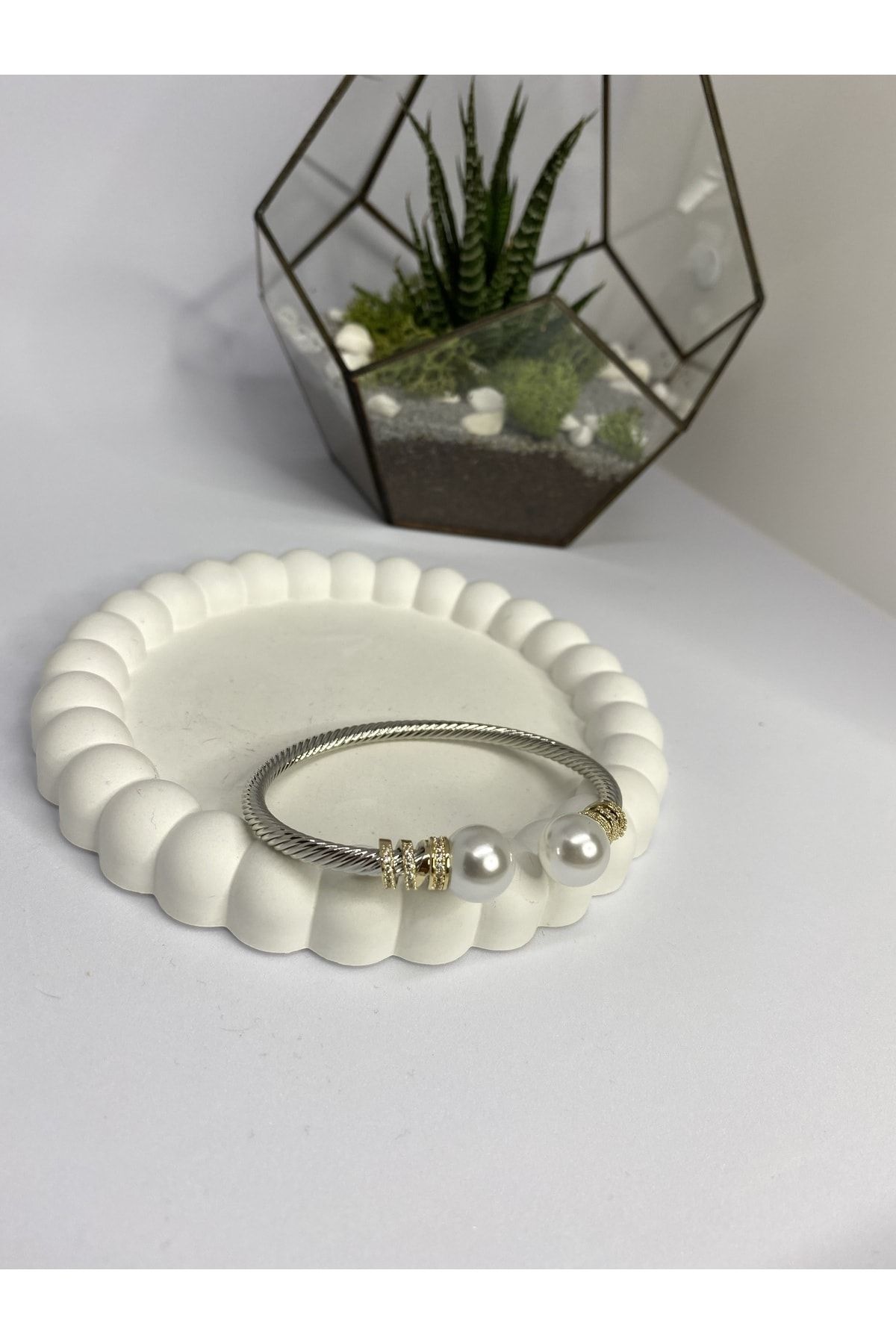 Paparazzi discount pearl bracelet