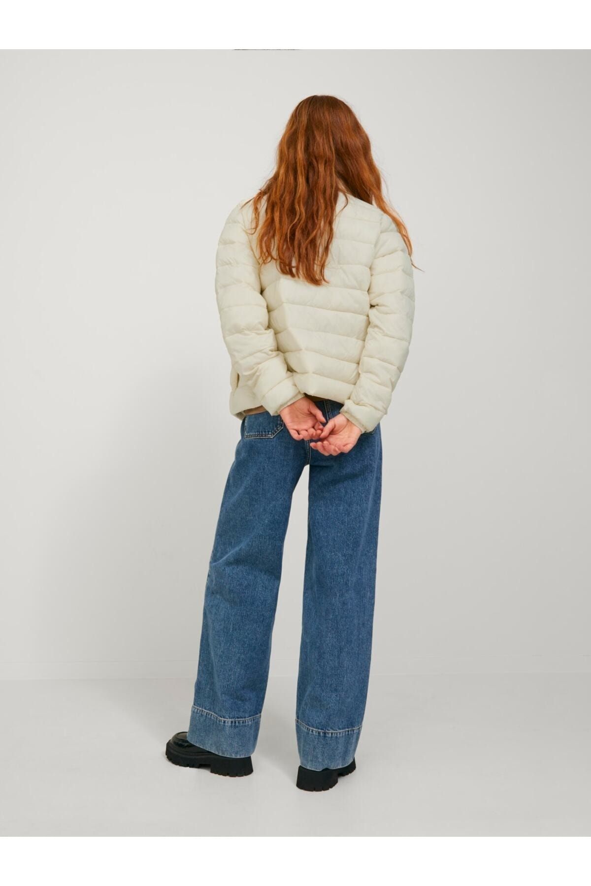 کاپشن نود مردانه Jack Jones کت سبک جک جونز نورا Otw Noos بژ 12224638 06 Jack & Jones