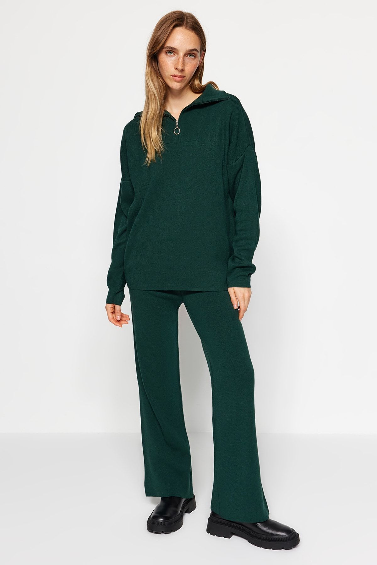 Trendyol Collection Szeroki Zestaw Dzianin Zapinanych Na Zamek W Kolorze Szmaragdowo-zielonym - Kobieta - M