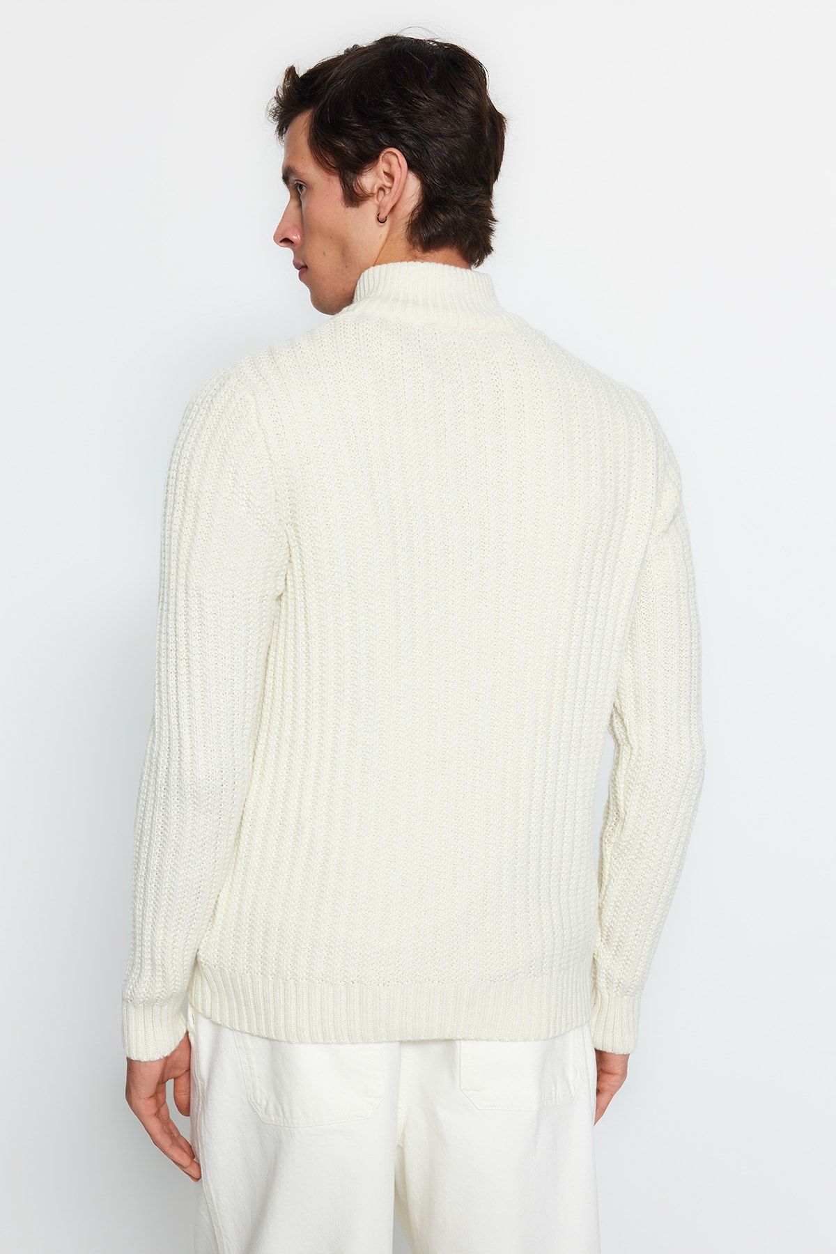 Trendyol Collection-Ecrufarbener Unisex-Strickpullover – halber Rollkragenpullover, Knopfleiste, Wolle, normale Passform TMNAW22KZ0327 4