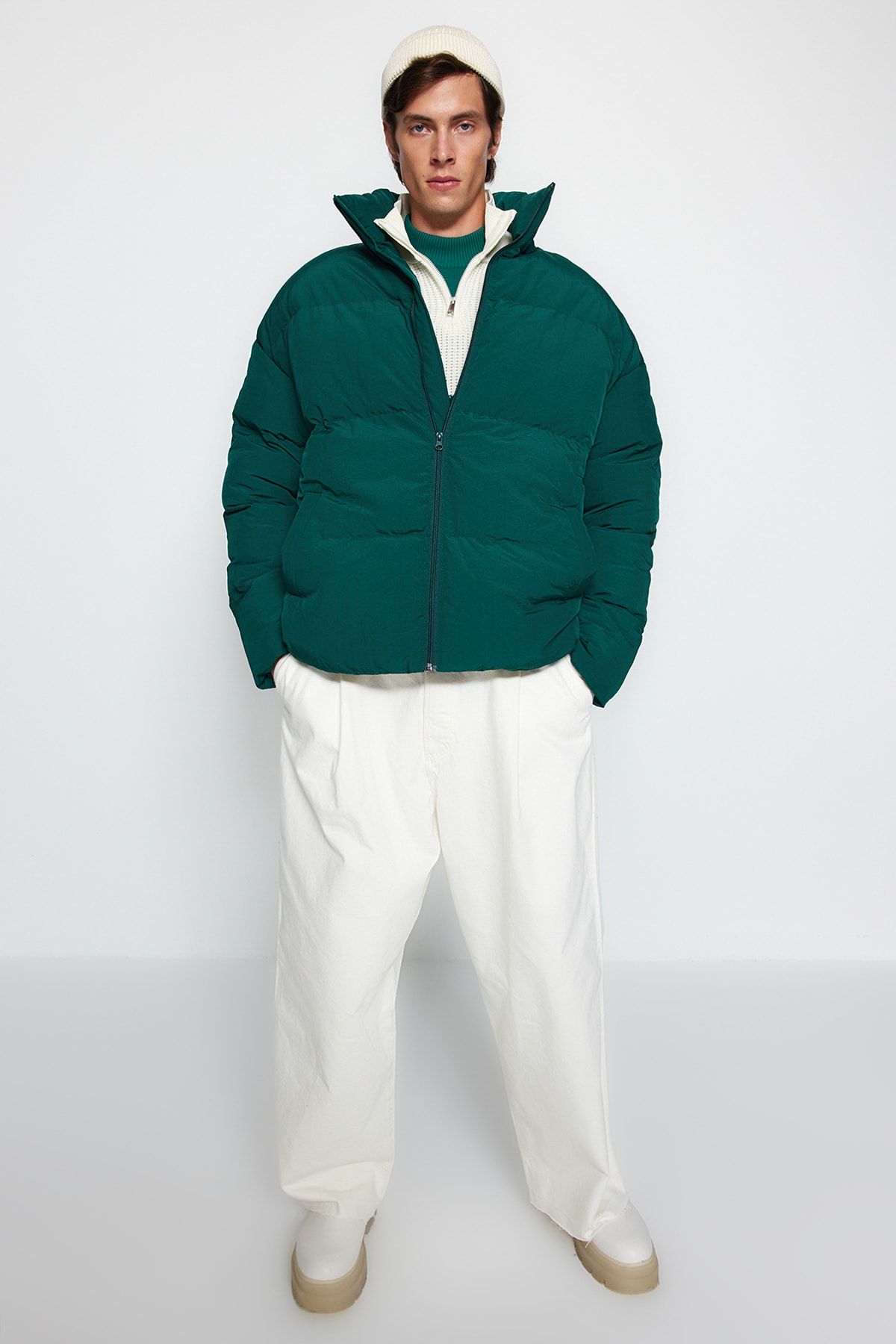Trendyol Collection-Grüner, übergroßer, wasser- und windabweisender, aufblasbarer Unisex-Wintermantel mit Stehkragen TMNAW24MO00003 2