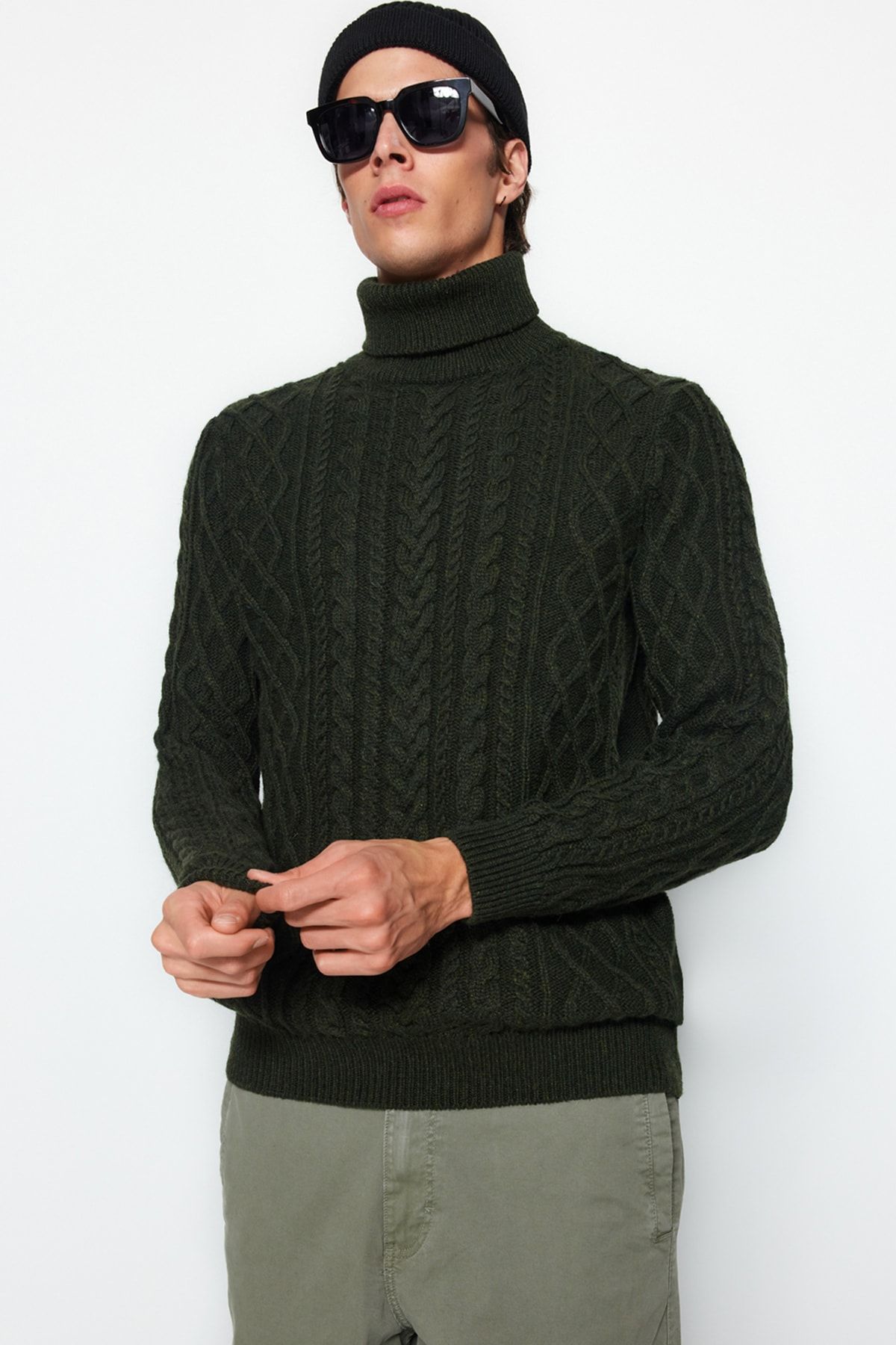 Trendyol Collection-Khaki rolák Slim Fit pletený svetr - Vlasová pletená vlna Tmnaw22Kz0302 2