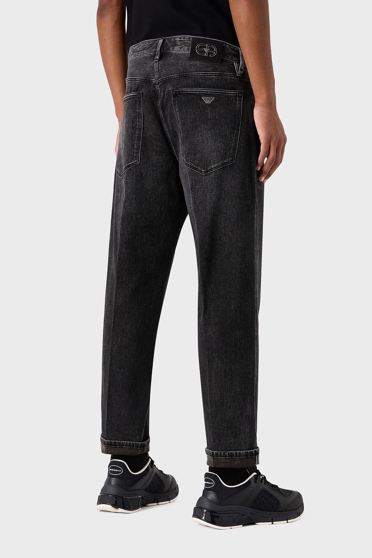 Armani jeans loose on sale fit