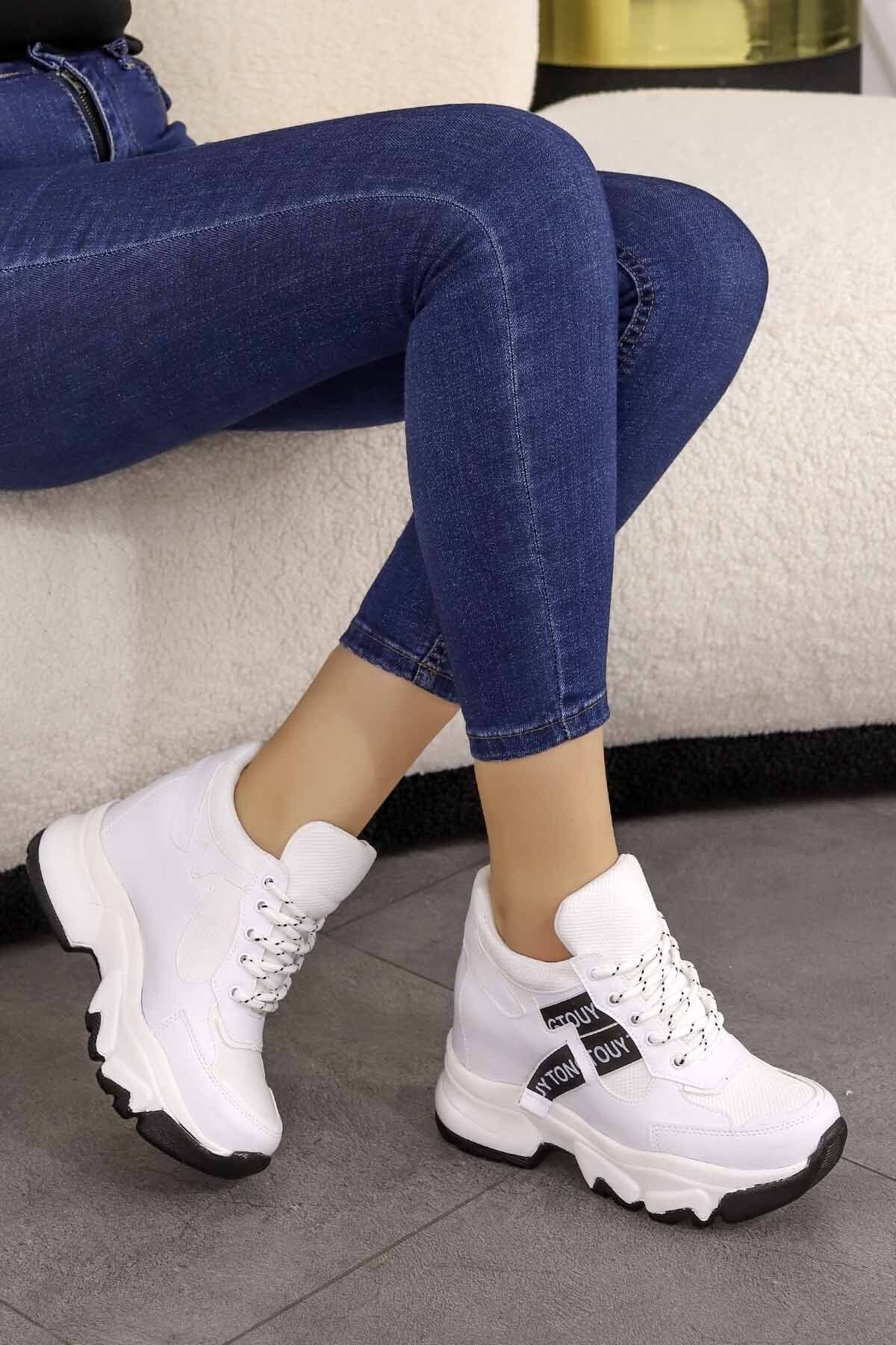 Heels sports shoes top