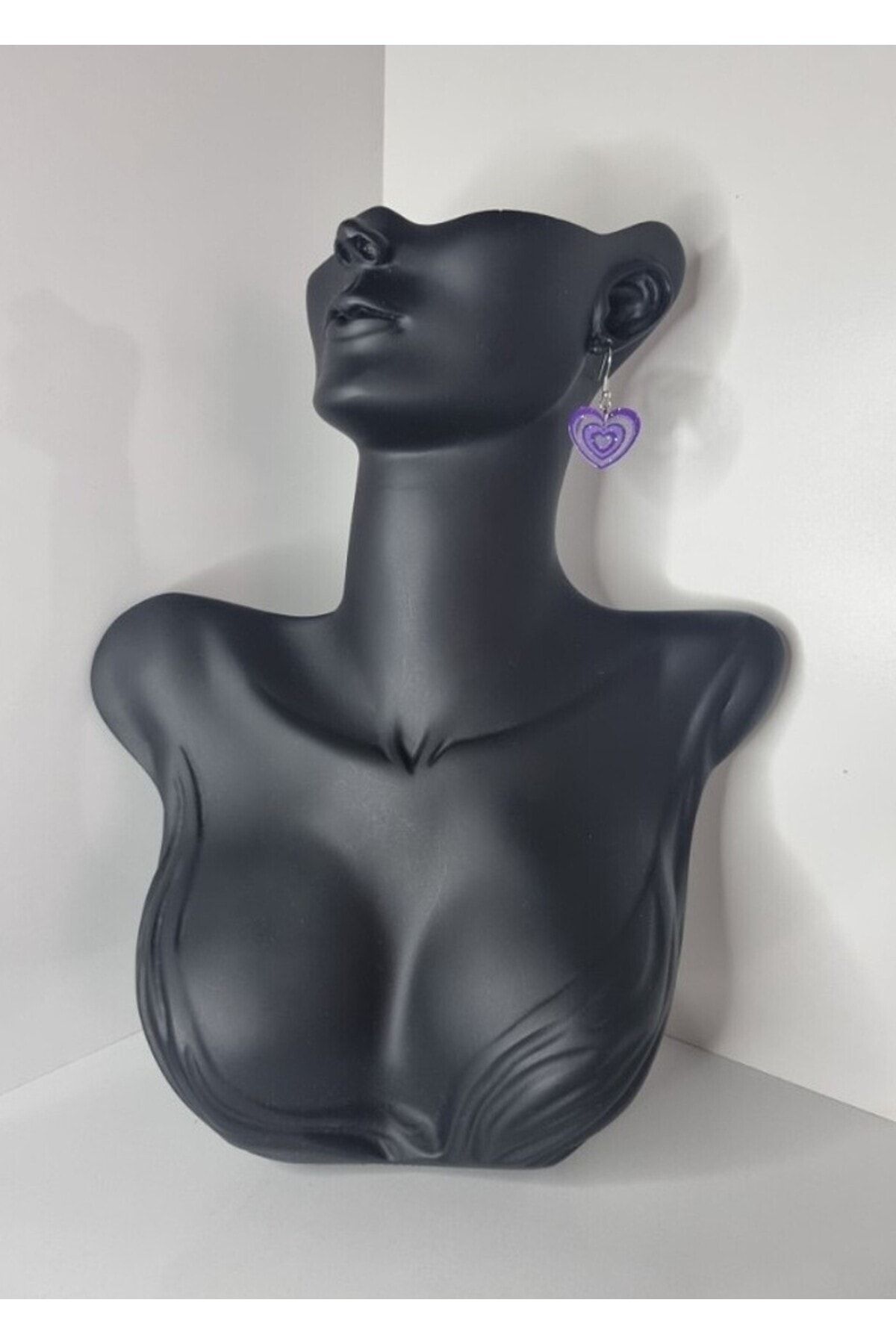 Mannequin sales for earrings