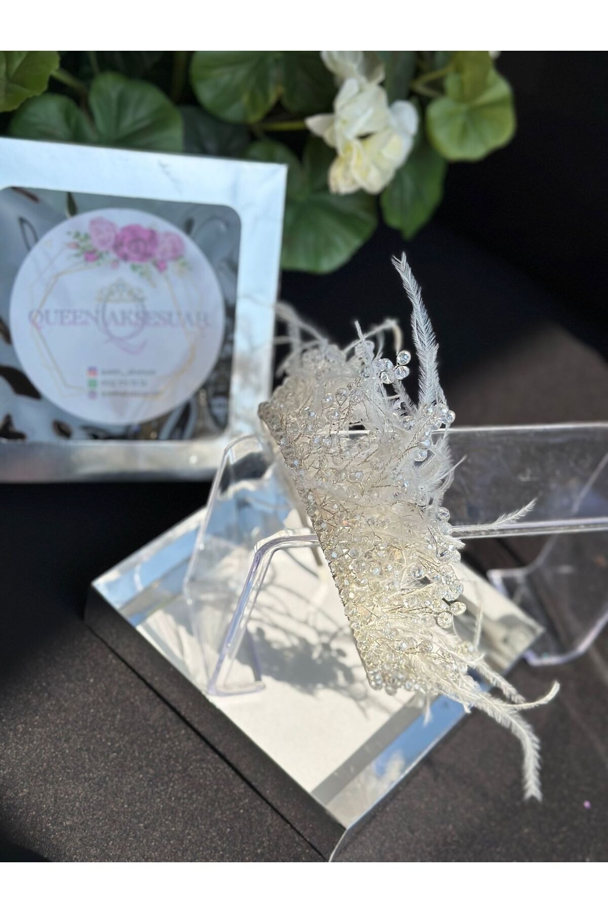 Luxury Crystal Beads Gemstone Feathered Bride Henna Engagement Crown Custom Design Embroidery Queen Crown Transparent White