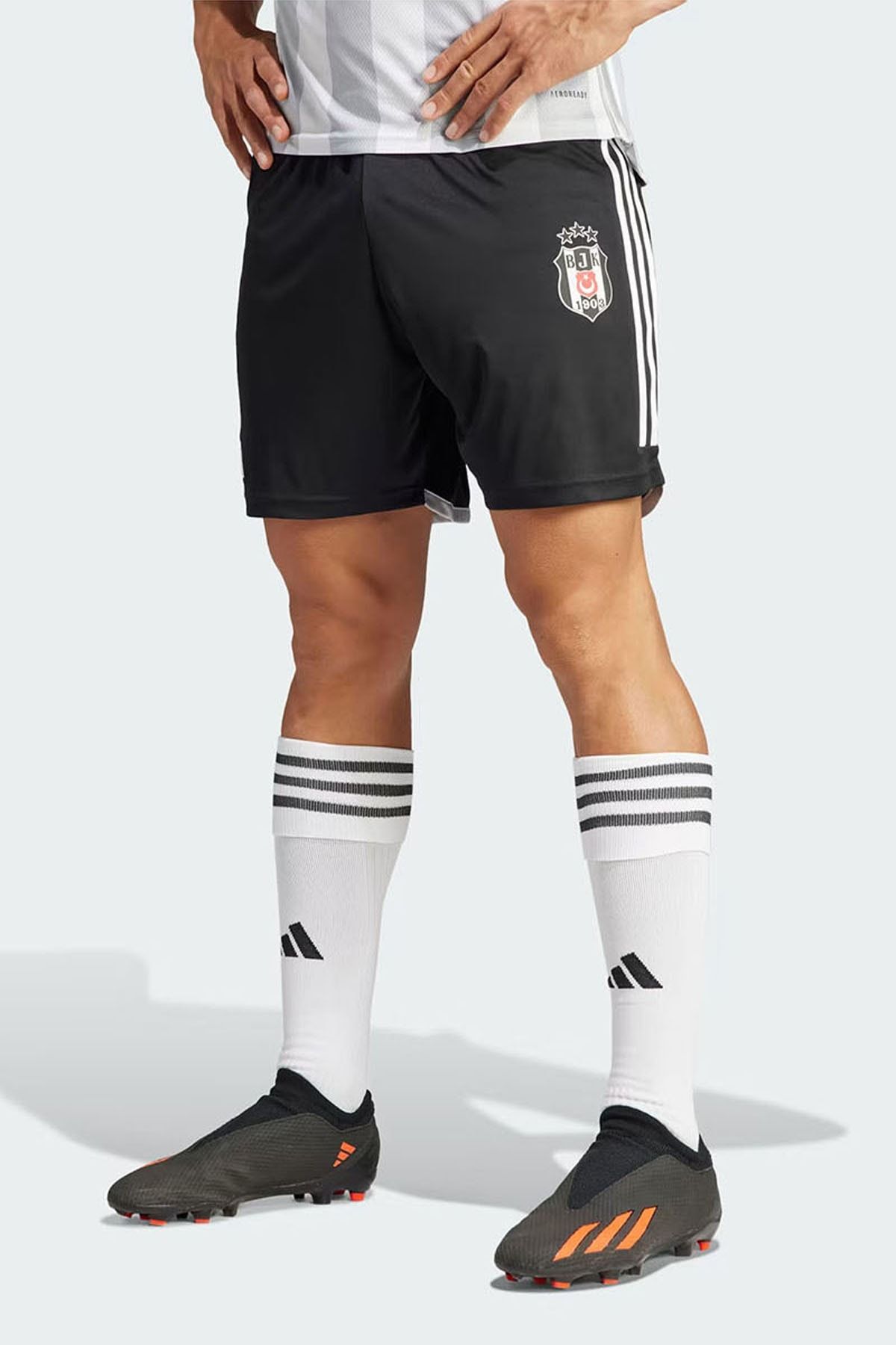 Short top adidas foot