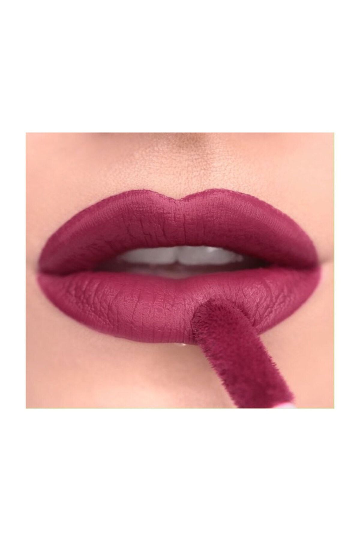 Revolution-Matte Bomb Liquid lipstick - Burgundy Star 2