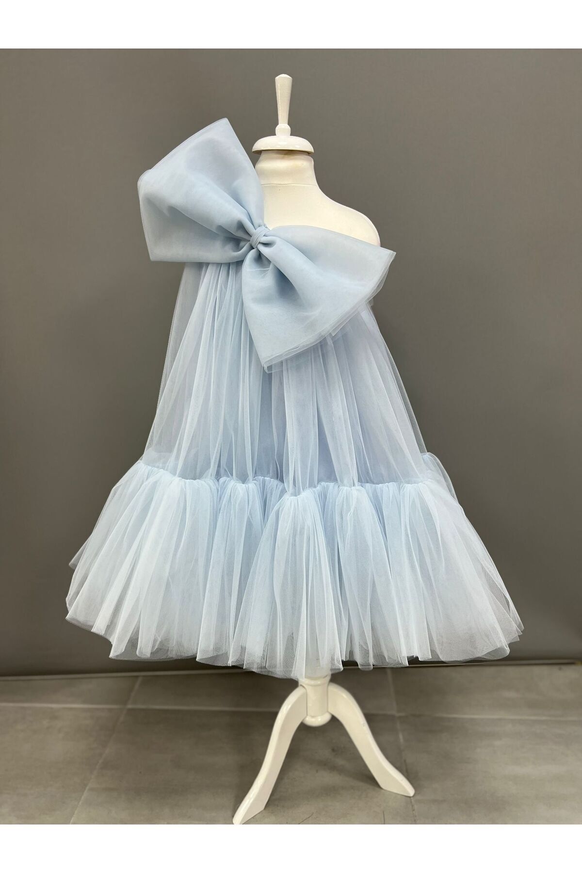 Kız Çocuk Mavi Renk Doğum Günü Parti Özel Gün Elbisesi