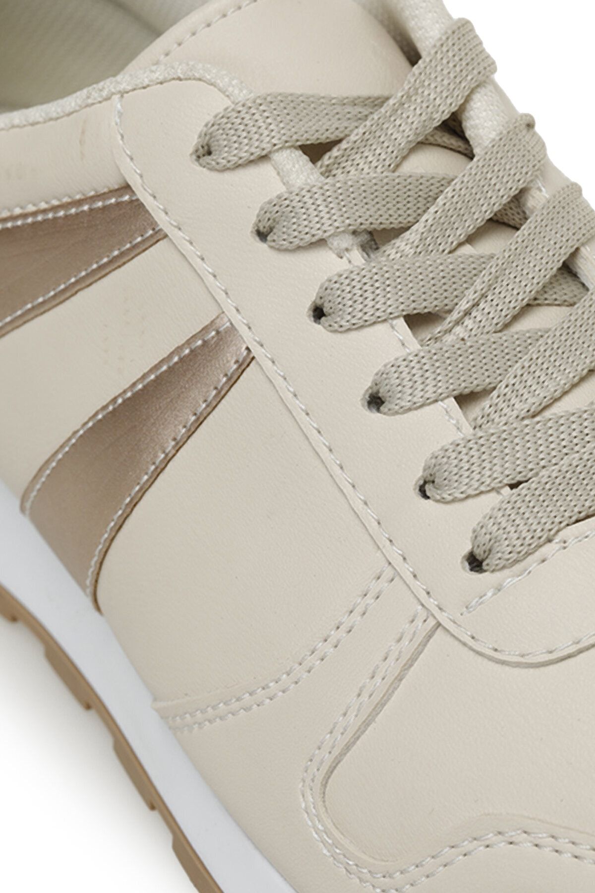 Vince pasha 2024 2 sneakers