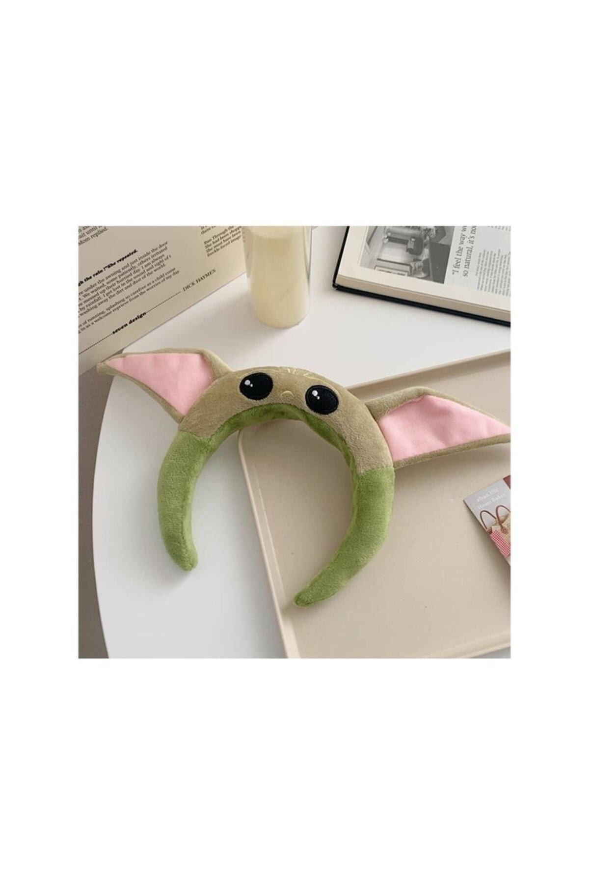 Baby Yoda Peluş Taç 2