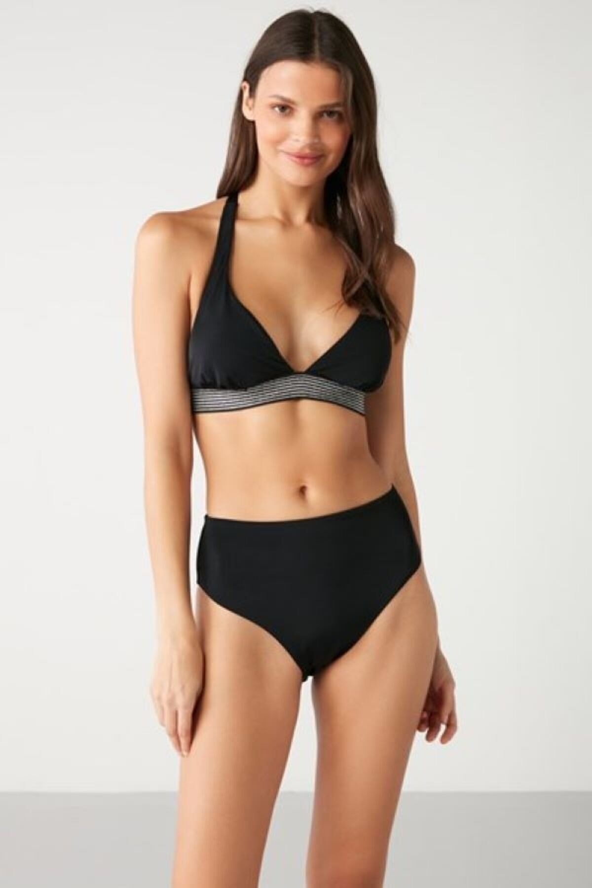 Kom Çıkarılabilir İnce Kaplı Makpas Lastik Detaylı Yüksek Bel Düz Renk Üçgen Bikini Takımı