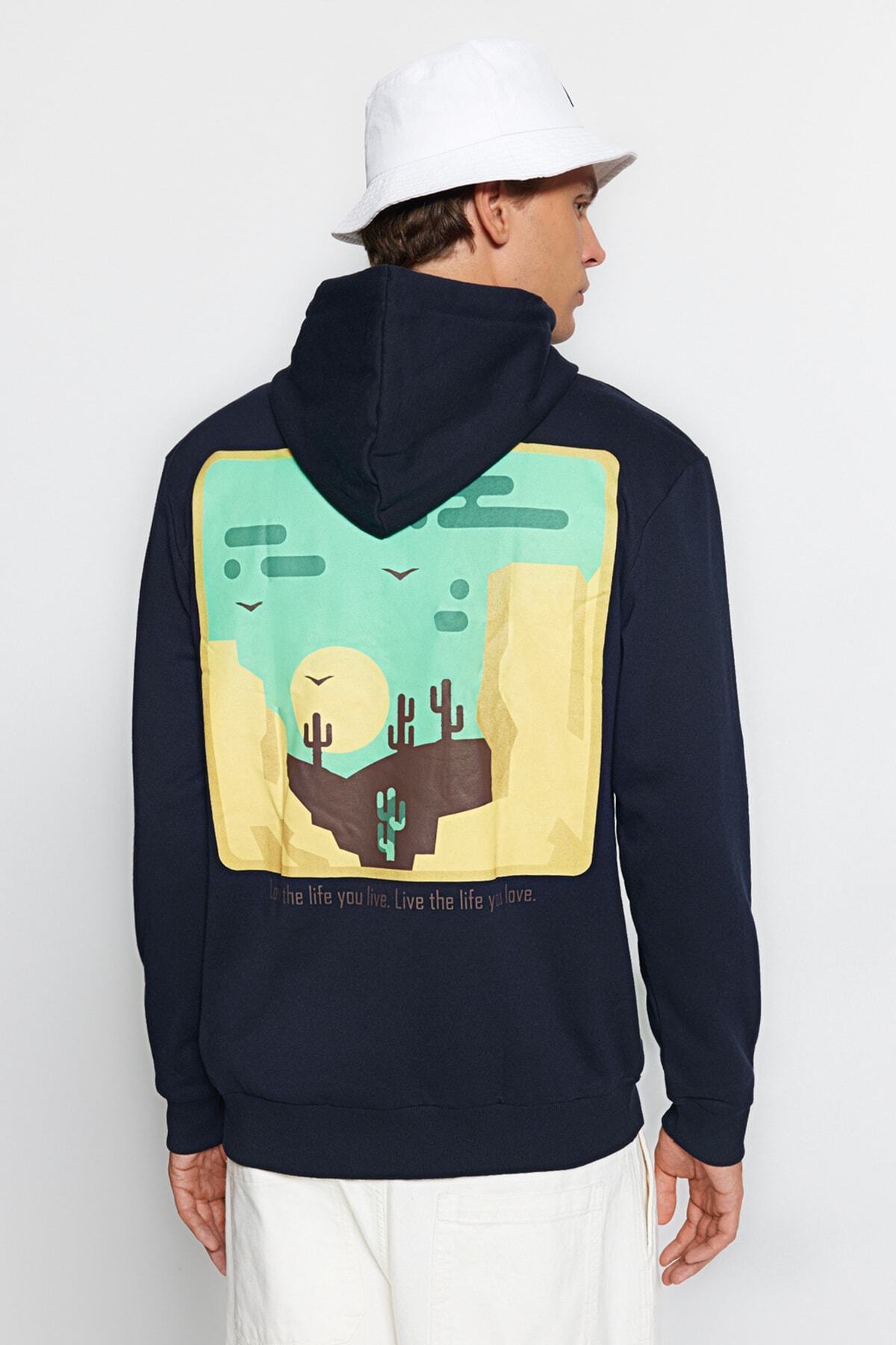 TRENDYOL MAN Lacivert Erkek Baskılı Regular/Normal Kesim Sweatshirt TMNAW22SW0797