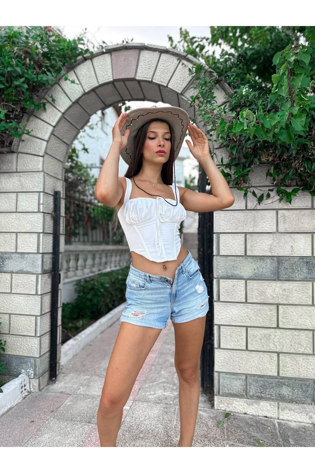 luvita co Luvita Sırt Drapeli Balenli Crop Fiyatı, Yorumları