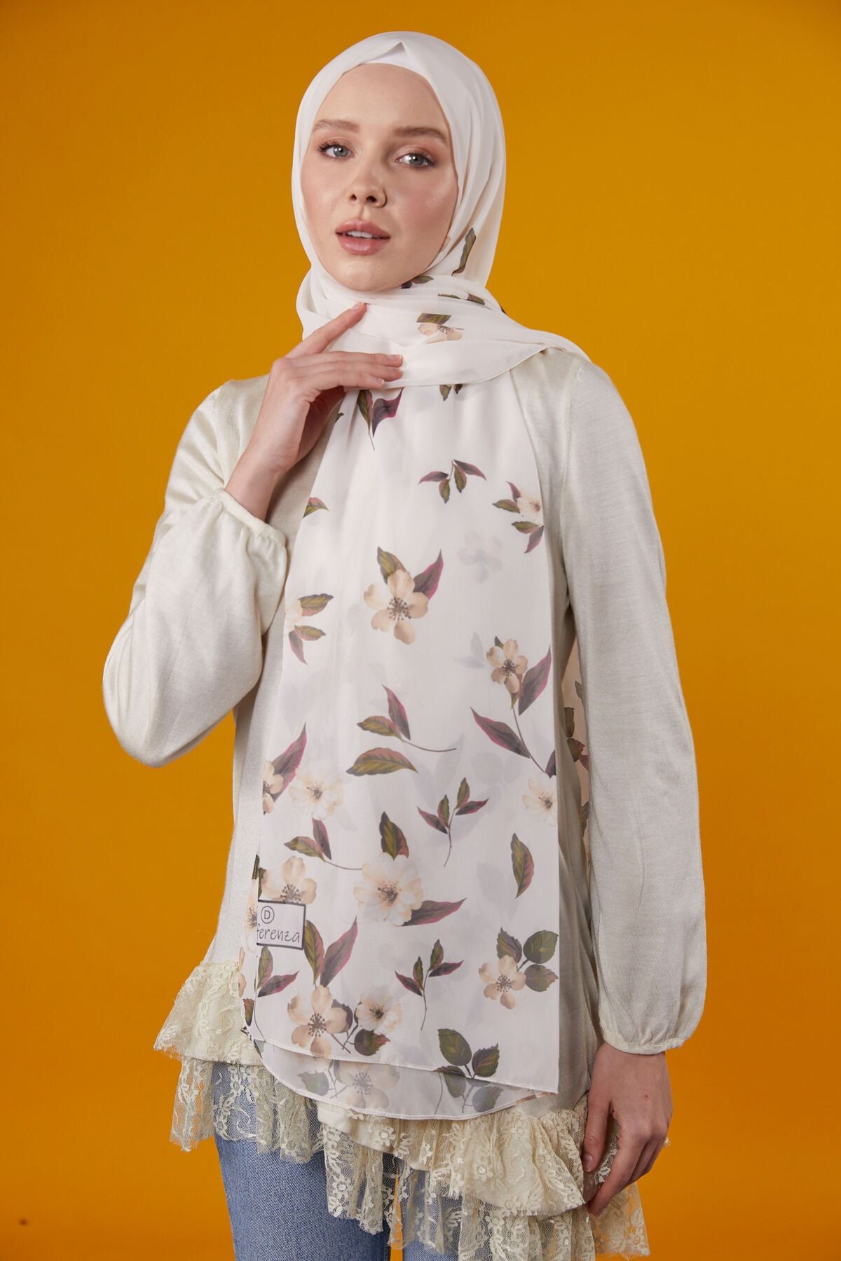 Differenza-FLOWERS PATTERNED SHAL - ECRU 2