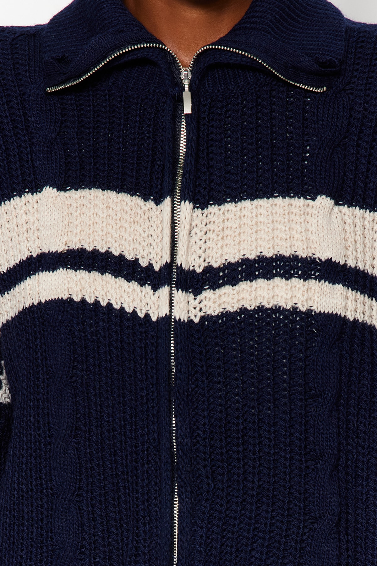 Trendyolmilla  Lacivert Crop Renk Bloklu Dik Yaka Triko Hırka TWOAW24HI00238 - Görsel 9