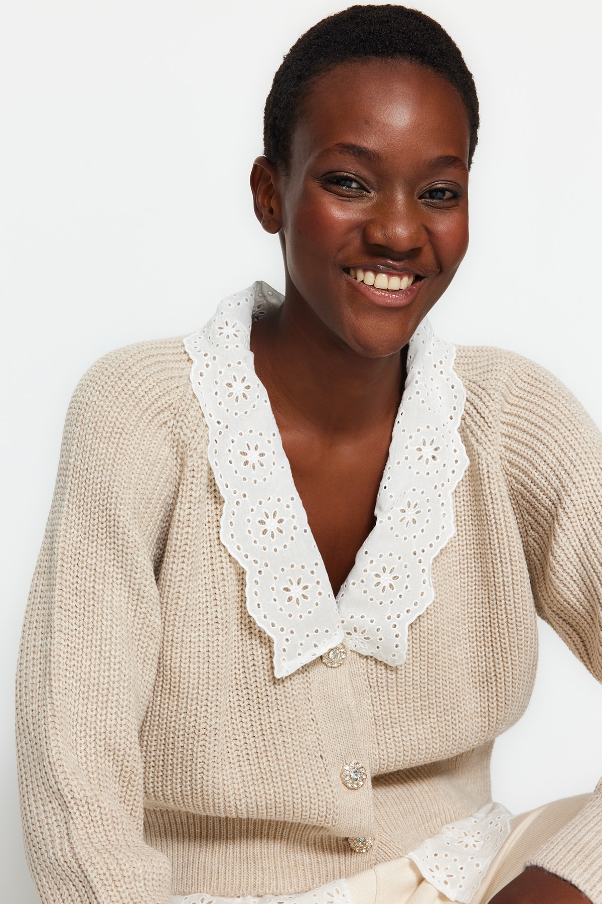 Trendyol Collection Stone Crop ingek Garnished Detail V-nyakú kötöttáru Kardigán TWOAW24HI00221