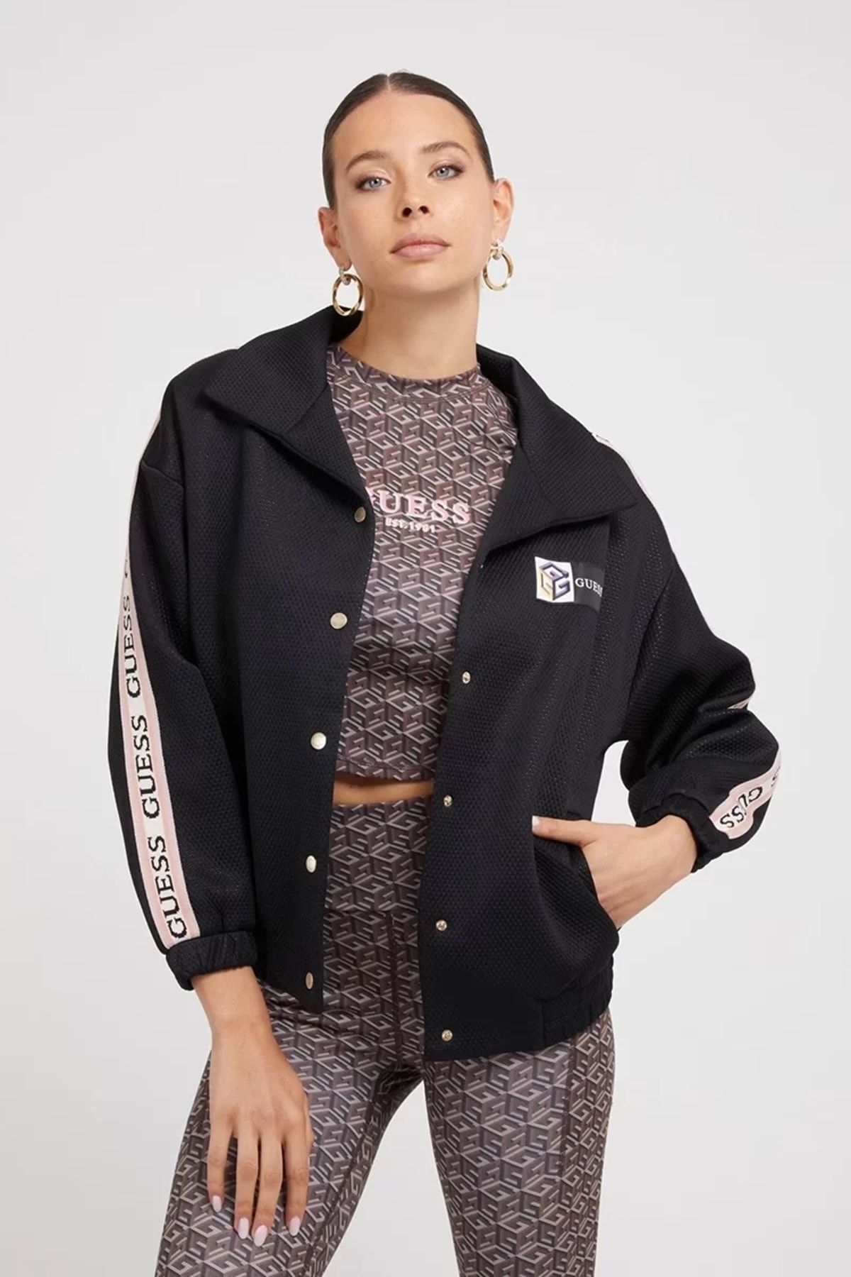 Outerwear guess clearance