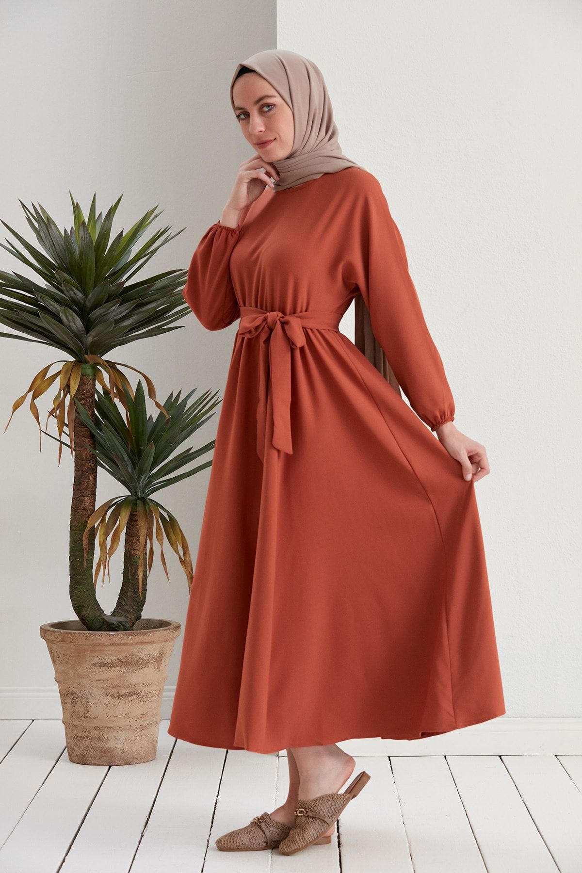 Dress tile hotsell hijab