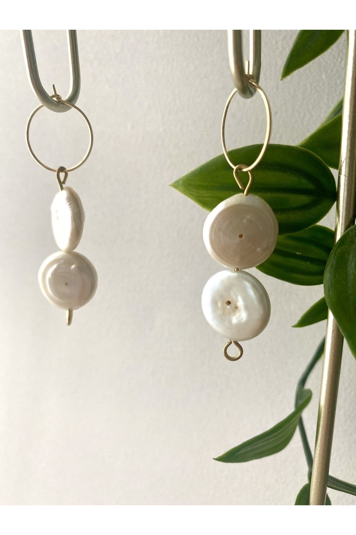 Colored pearl sales earrings