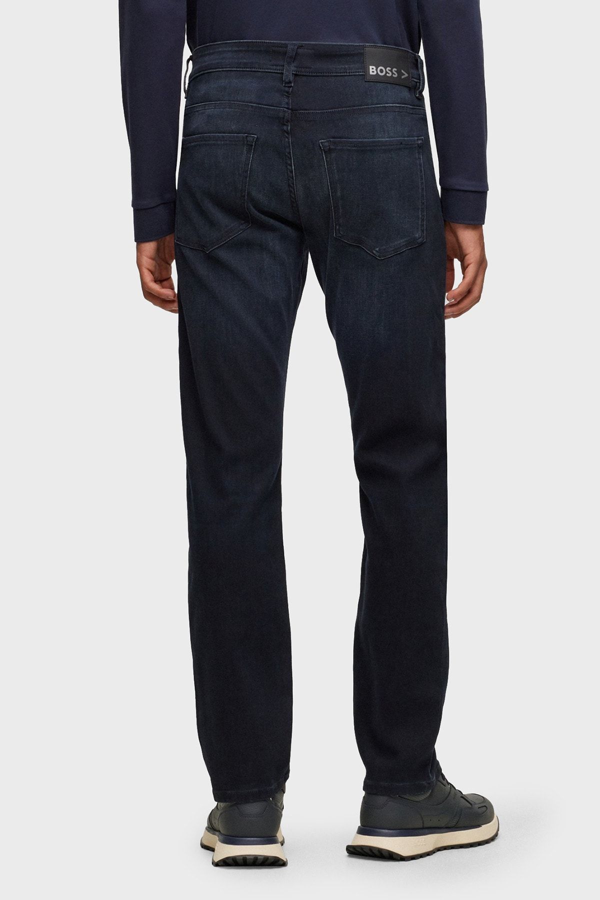 Delaware slim fit deals jeans boss