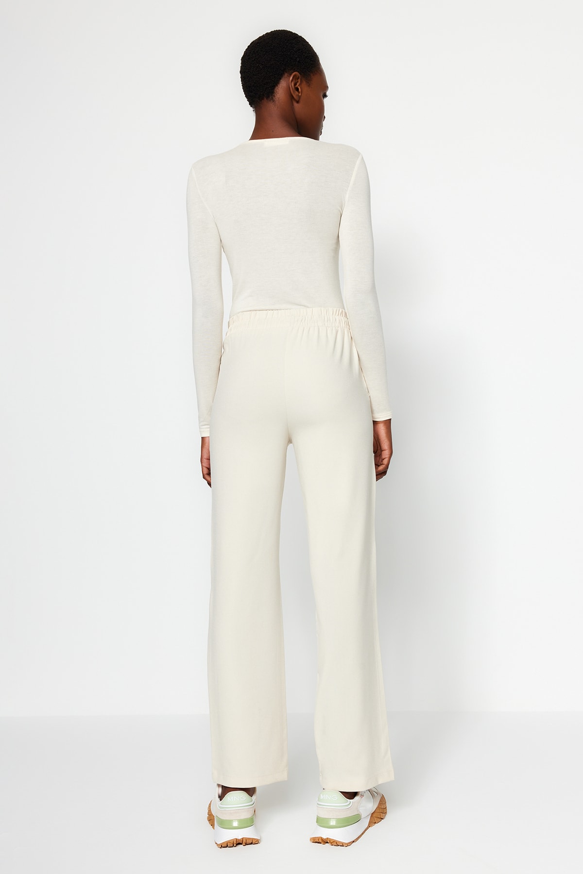 Trendyolmilla  Taş Straight/Düz Kesim Beli Lastikli Dokuma Pantolon TWOAW24PL00305 - Görsel 6