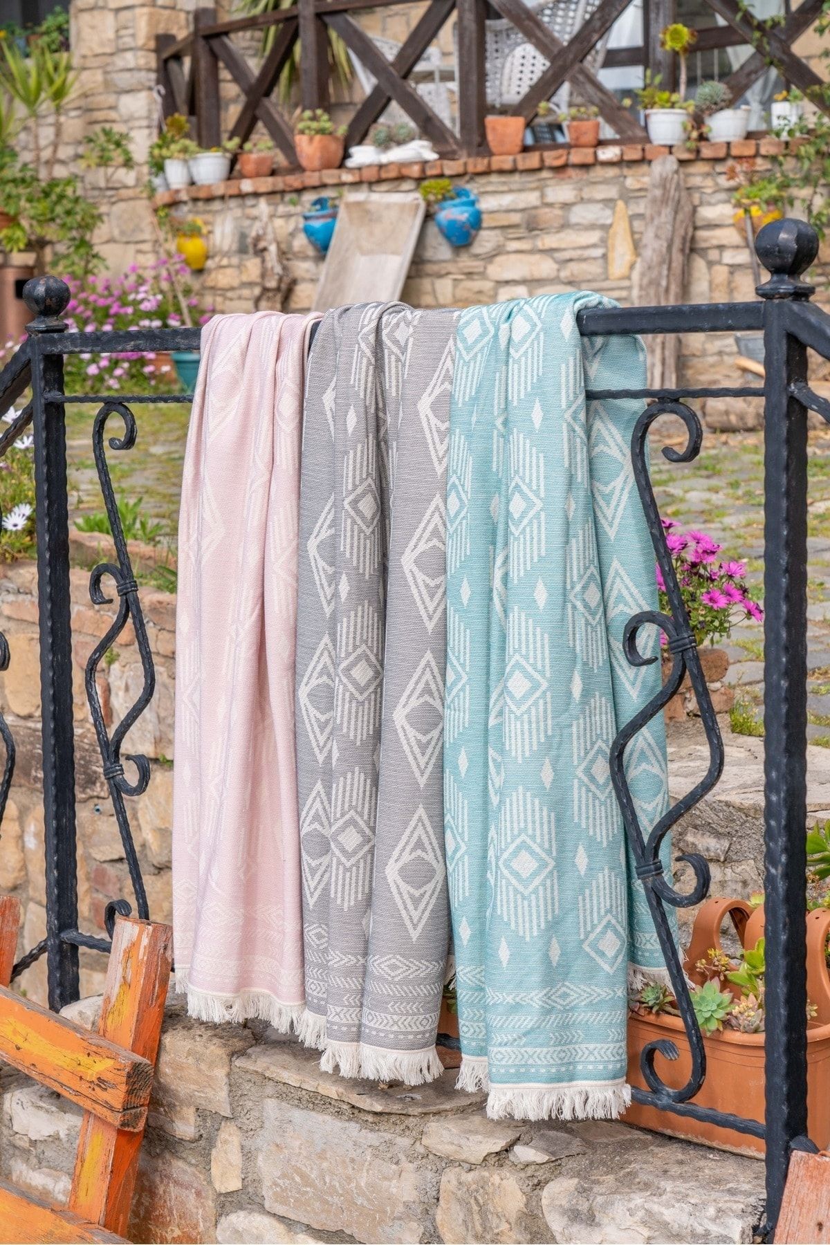 100 cotton beach 2024 towels