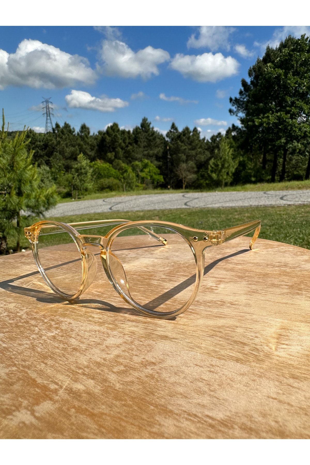 VisionGlasses-Transparent Yellow Round Unisex Blue Light Protective Glasses with Transparent Glass 7