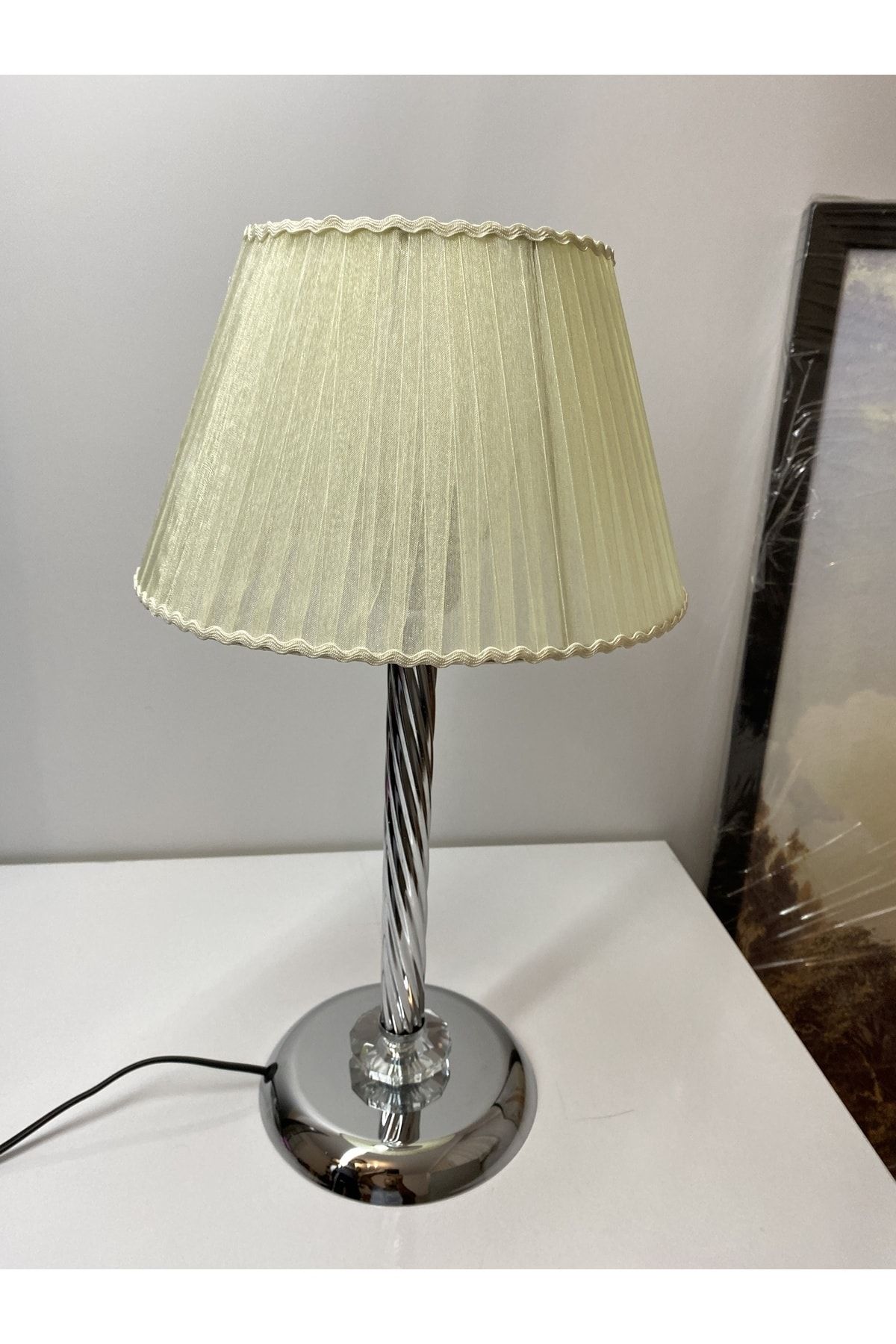 asellus-Mette Twisted Lampshade with crystal detail "Knitted Hat" Table Lamp chrome Plated (silver color) 8
