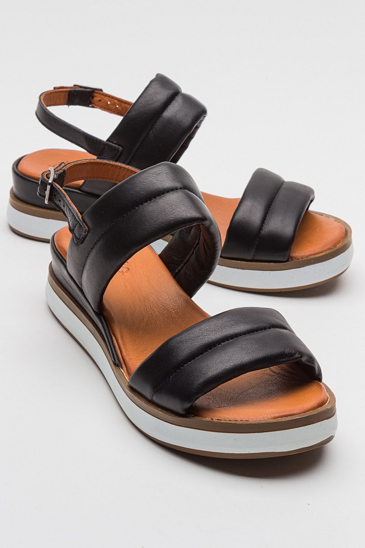 Puffy leather deals sandals