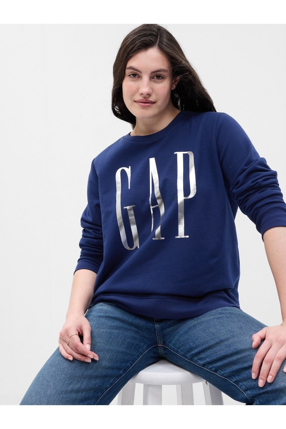 Gap uk. Gap 1969 толстовки. Гап толстовка в цветочек