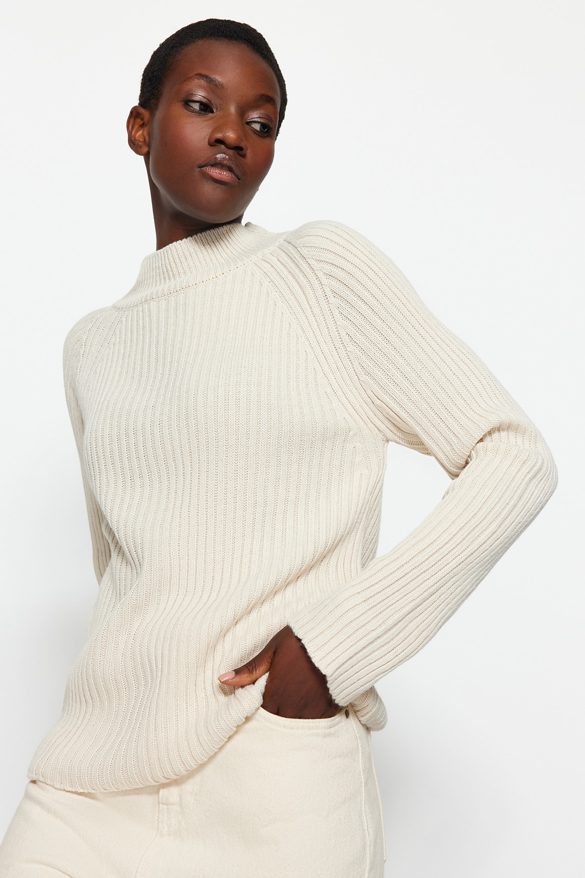 Trendyol Collection Damen Pullover Regular Fit Für - Ecru Mittel