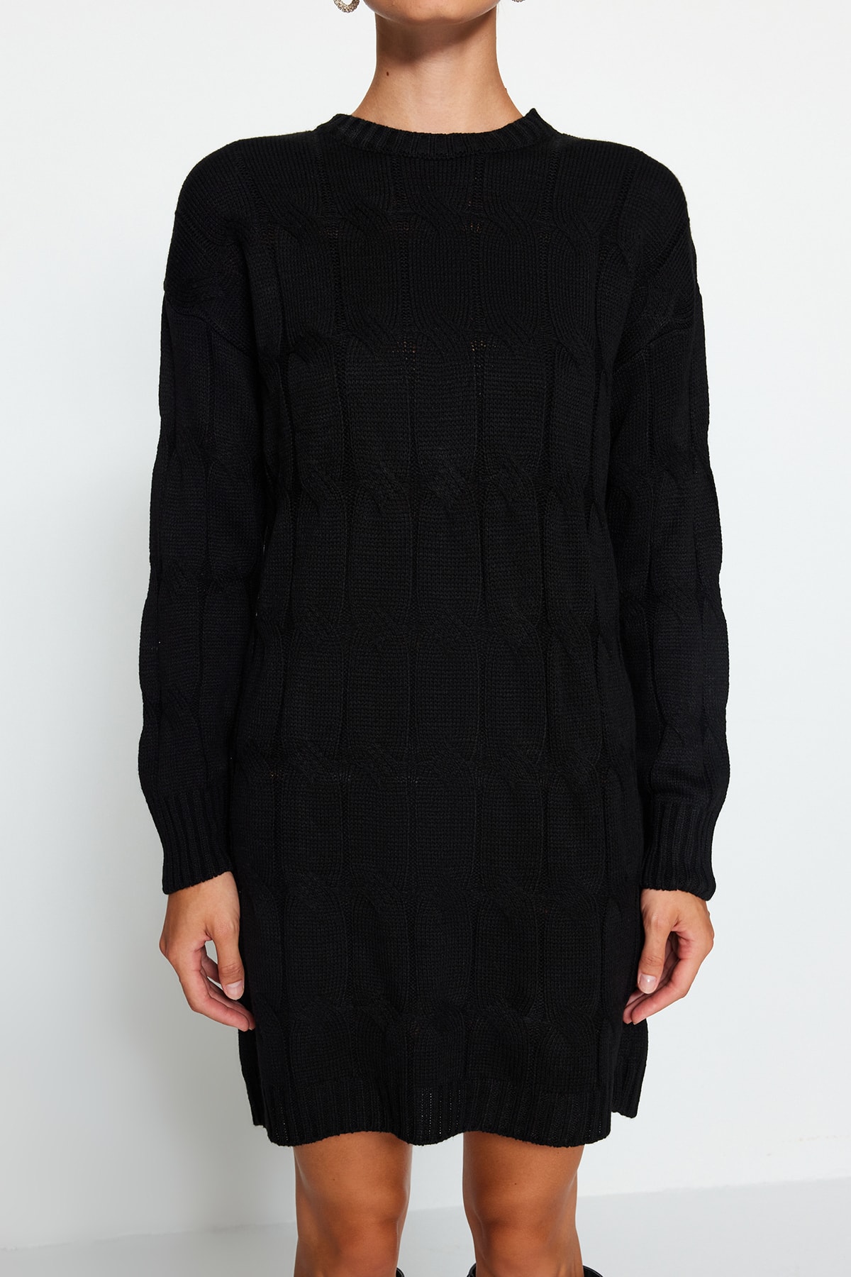 Trendyol Collection Fekete mini kötöttáru, nyakú ruha TWOAW22EL0027