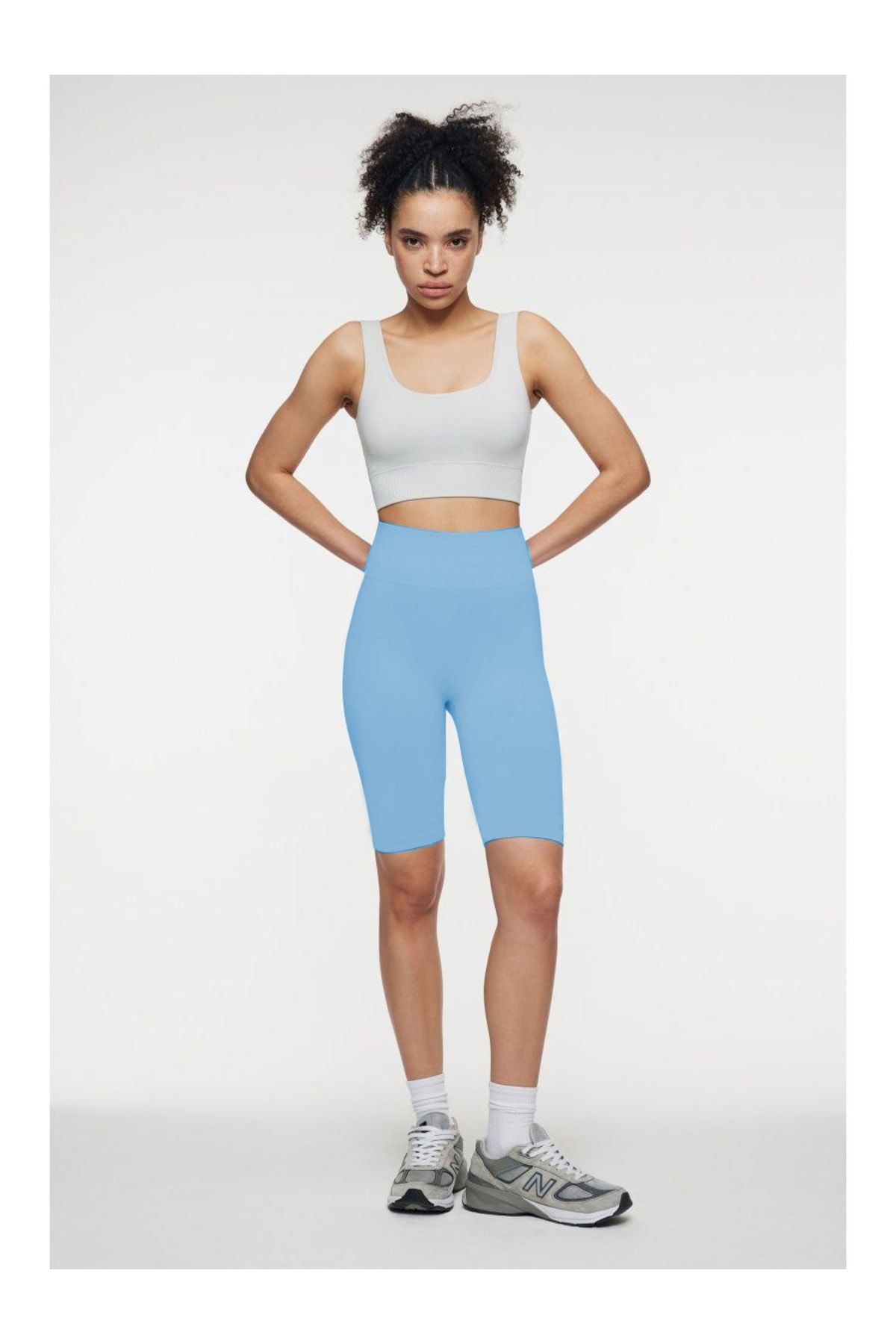 MİSTİRİK-Jerovin Model Recovery Knitted Seamless Push Up Short Shorts Ice Blue Color 1