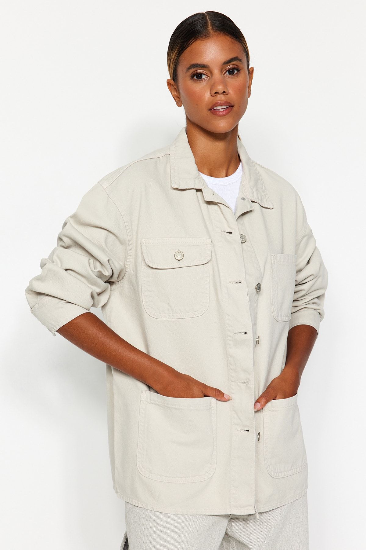 Trendyol Collection-Übergroße Jeanshemdjacke mit Taschendetail aus Stein TWOAW22CE0272 5