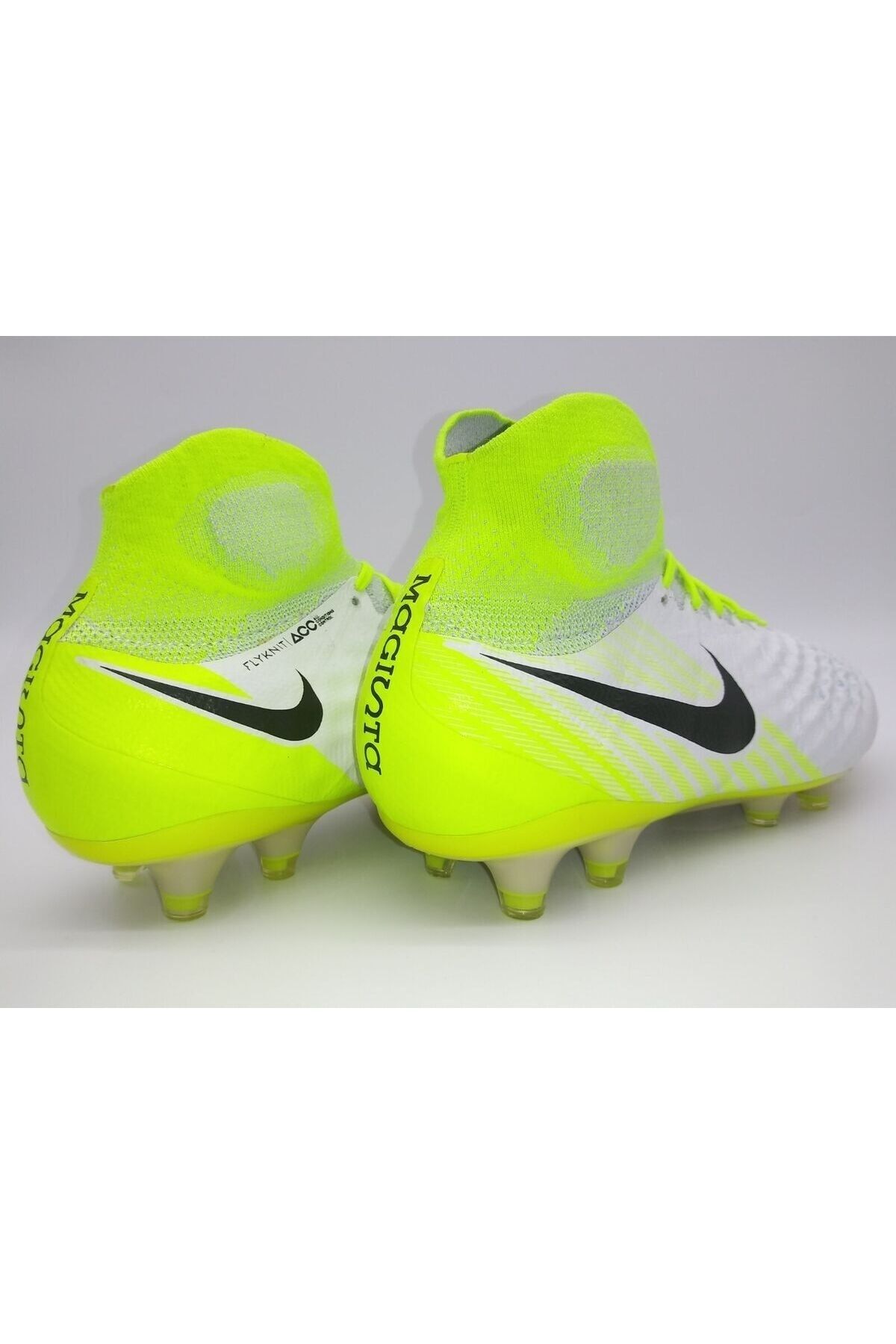 Green nike 2025 magista obra