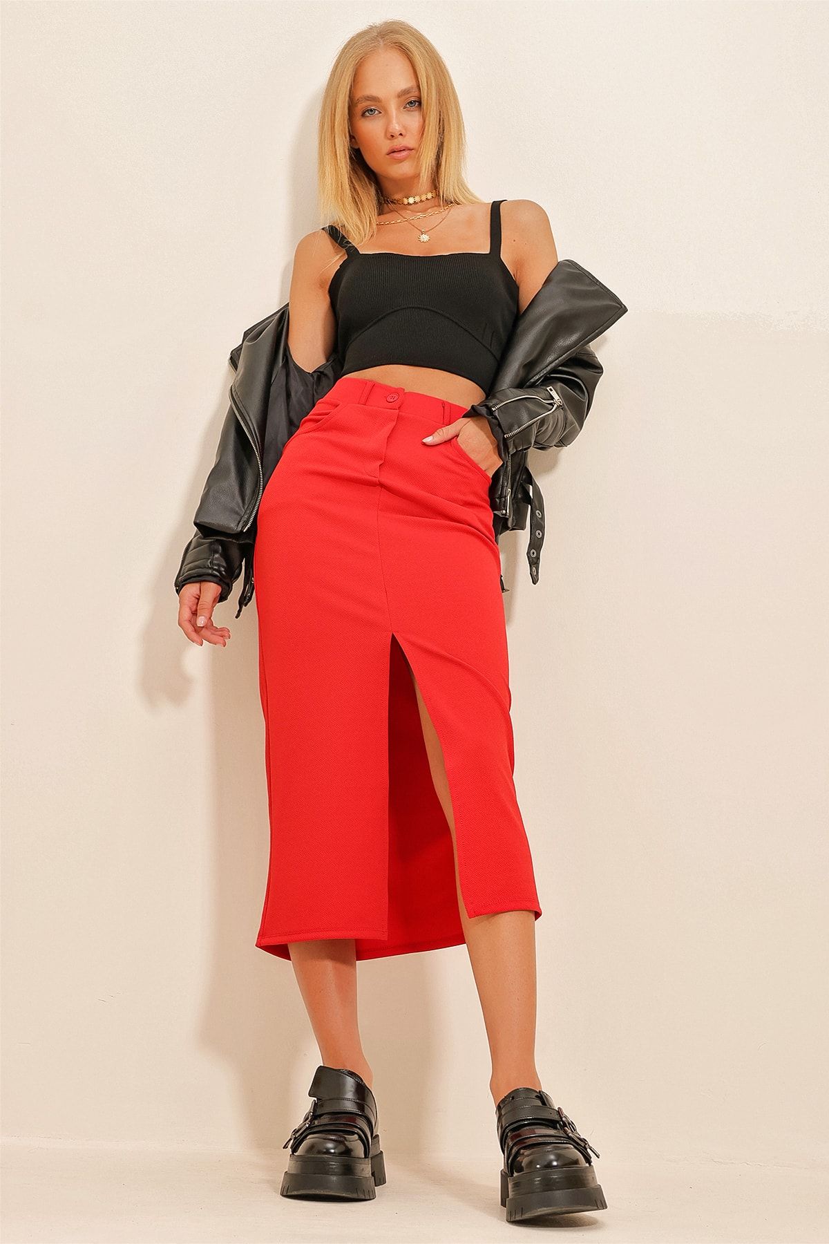 Missguided red midi online skirt