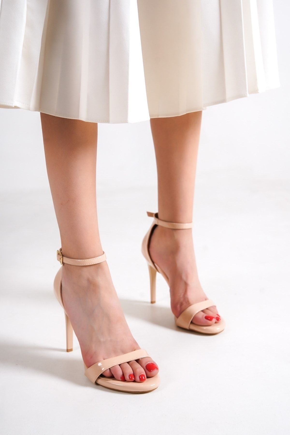 Modabuymus-Pirlx Tan Patent Leather Single Strap Thin Platform Heeled Shoes 3
