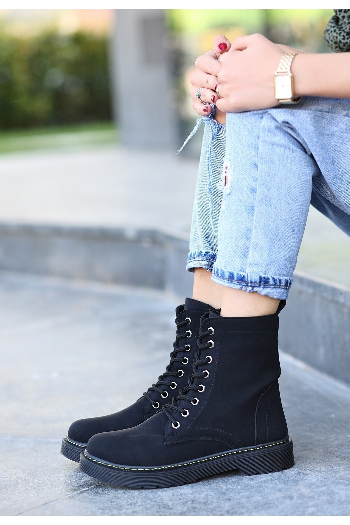 Kadın Izel Siyah Süet Bağcıklı Bot